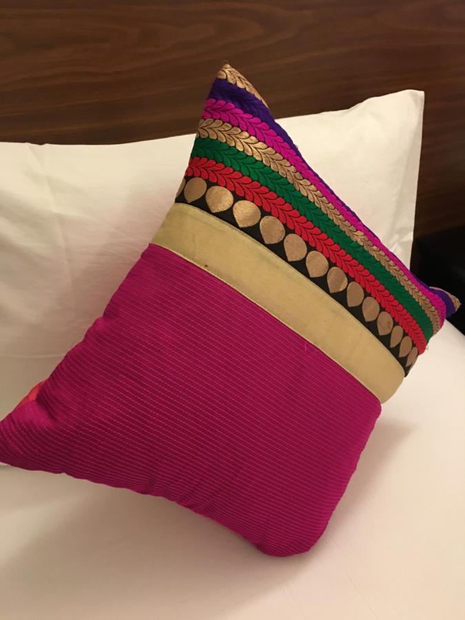Bed and Breakfast The Neem Nueva Delhi Exterior foto