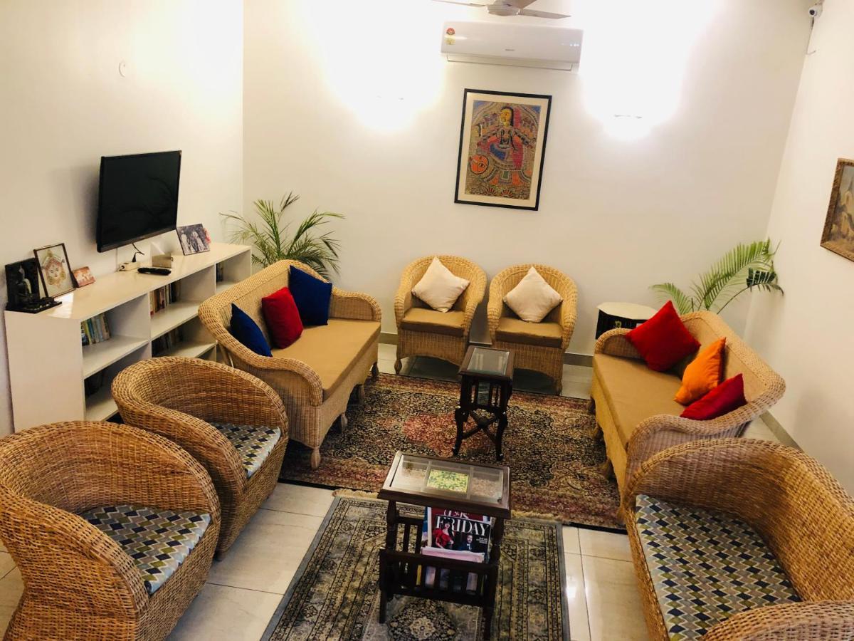 Bed and Breakfast The Neem Nueva Delhi Exterior foto