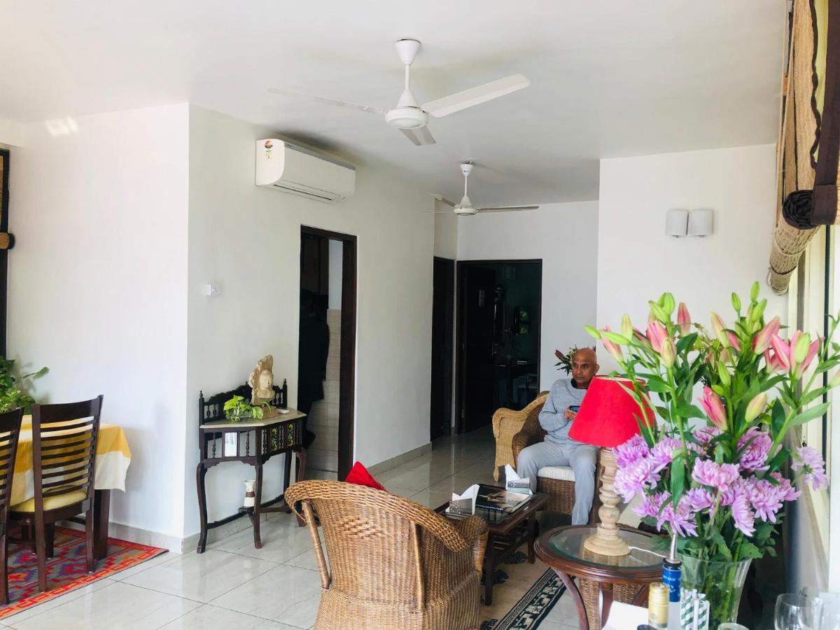 Bed and Breakfast The Neem Nueva Delhi Exterior foto